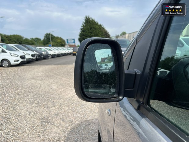 Vauxhall Vivaro LWB L2H1 Low Roof Sportive 2700 Air Con Sensors EURO 6 NO VAT 21