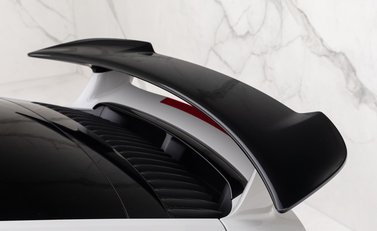 Porsche 911 CARRERA GTS (992) 24