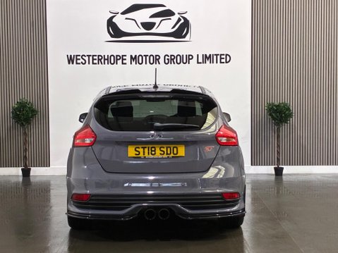 Ford Focus 2.0 TDCi ST-3 Euro 6 (s/s) 5dr 23