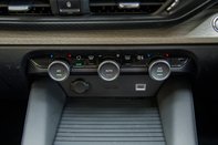 Citroen C5 X PURETECH SHINE S/S EAT8 33