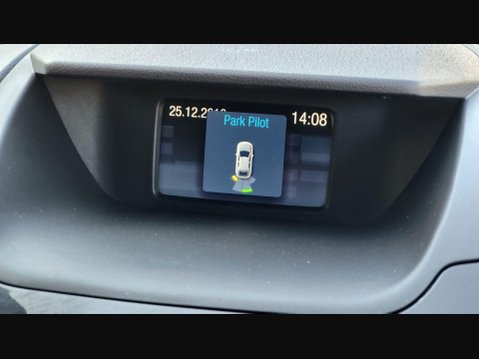 Ford Ecosport TITANIUM 24