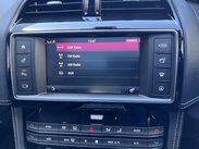 Jaguar F-Pace 2.0 D180 R-Sport Auto AWD Euro 6 (s/s) 5dr 46