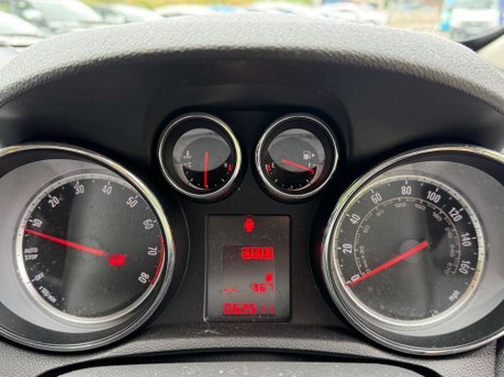 Vauxhall Mokka 1.6 Mokka Exclusive S/S 5dr 16