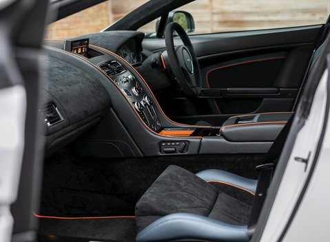 Aston Martin V12 Vantage AMR 13