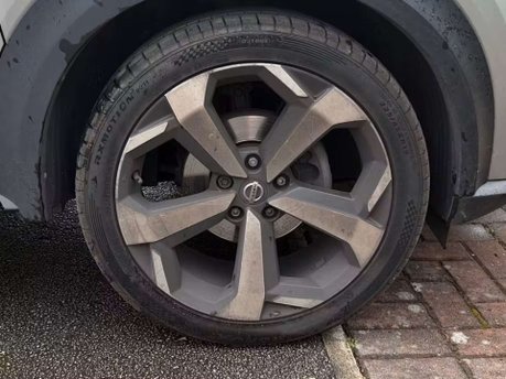 Nissan Juke 1.0 DIG-T Tekna SUV 5dr Petrol DCT Auto Euro 6 (s/s) (114 ps) 31