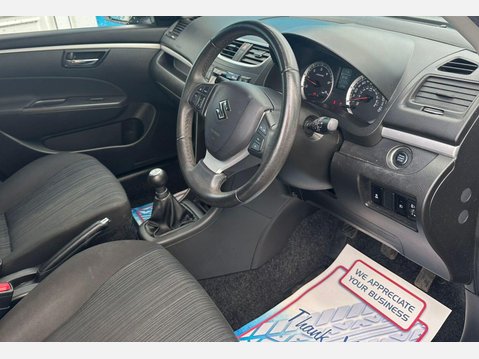 Suzuki Swift 1.3 DDiS SZ4 Hatchback 5dr Diesel Manual Euro 5 (75 ps) 7