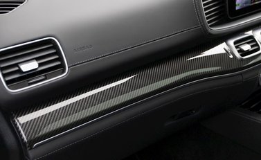 Mercedes-Benz GLS 63 Night Edition Executive 23