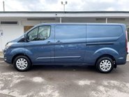 Ford Transit Custom 300 L2 170 ps Limited Panel Van - Power Invertor 7