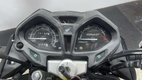 Honda CB GLR 125 2019 ONLY 10K NEW MOTSERVICED 125CC LEARNER BIKE CBF125 26
