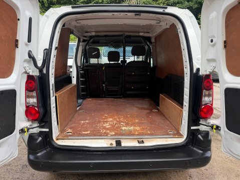 Peugeot Partner 1.6 HDi 850 Professional Panel Van 4dr Diesel Manual L1 (132 g/km, 90 bhp) 13