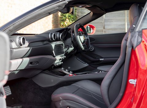 Ferrari Portofino 16