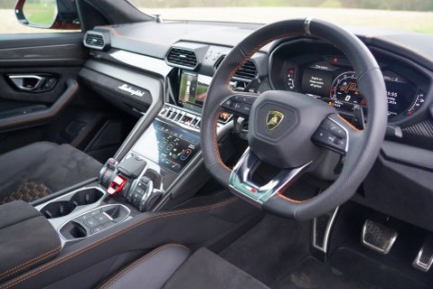 Lamborghini Urus S 9