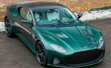 Aston Martin DBS Superleggera 8