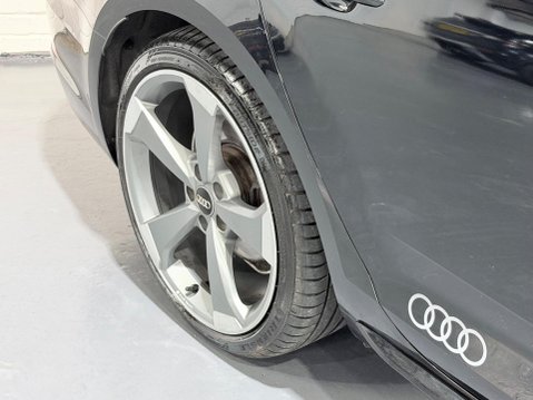Audi A4 1.4 TFSI Black Edition Euro 6 (s/s) 5dr 9