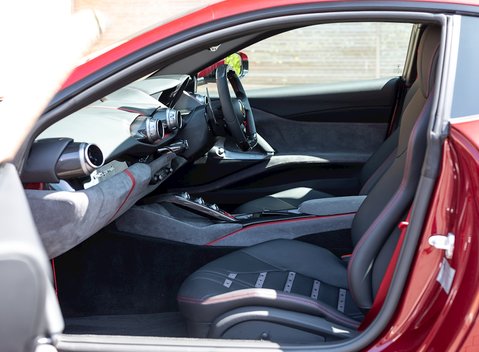 Ferrari 812 Superfast 13