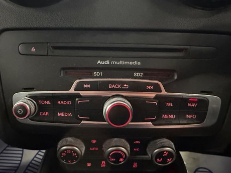 Audi A1 1.4 TFSI Sport Sportback S Tronic Euro 5 (s/s) 5dr 19