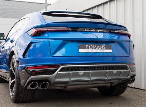 Lamborghini Urus 29