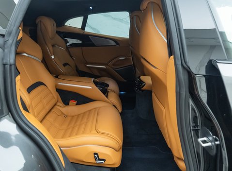 Ferrari Purosangue 19