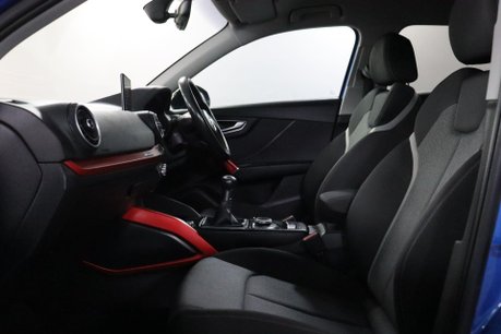 Audi Q2 TFSI SPORT 38