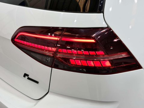 Volkswagen Golf 2.0 TSI GTI Hatchback 5dr Petrol DSG Euro 6 (s/s) (230 ps) 28