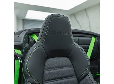 Porsche 911 Turbo S Cabriolet (992) 17