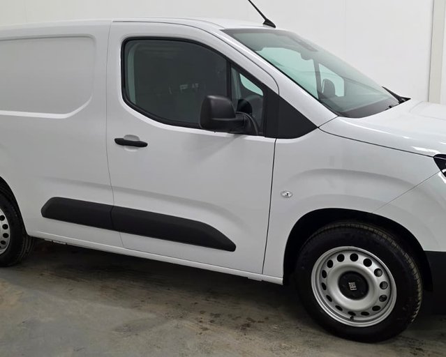 Fiat Doblo Doblo L1 1.5 MultiJet 100 H1 Van Plus