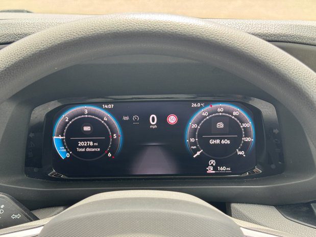 Volkswagen Crafter MWB L2H2 [SOLD CR] High Roof Commerce Plus Cr35 Air Con Cruise EURO 6 19