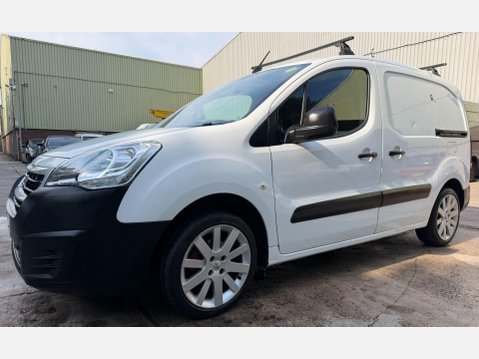 Peugeot Partner 1.6 BlueHDi 651 Professional Panel Van 5dr Diesel Manual L1 (112 g/km, 73.9 19