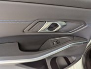 BMW 3 Series 2.0 320i M Sport Auto 4dr 44