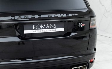Land Rover Range Rover Sport 5.0 SVR Carbon Edition 25