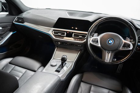 BMW 3 Series 2.0 330e 12kWh M Sport Pro Edition Saloon 4dr Petrol Plug-in Hybrid Auto xD 5