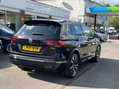 Volkswagen Tiguan 2.0 Tiguan R-Line TDI 4Motion Semi-Auto 4WD 5dr 6
