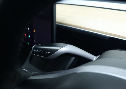 Tesla Model 3 Standard Range Plus Saloon 4dr Electric Auto RWD (241 bhp) 34