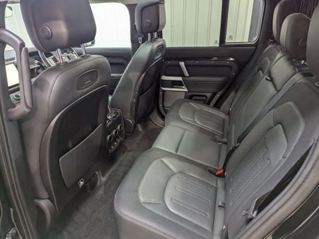 Land Rover Defender 2.0 Defender X-Dynamic HSE PHEV Auto 4WD 5dr 65