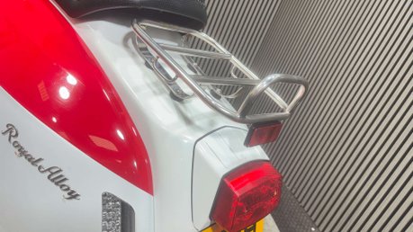 Royal Alloy GT 2019 ONLY 2K NEW MOT CUSTOM SCOOTER LEARNER LEGAL 125CC 30