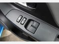 Toyota Yaris VVT-I ICON 22