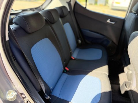 Hyundai i10 1.2 Premium Euro 5 5dr 8