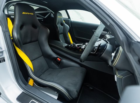 Mercedes-Benz AMG GT R 14