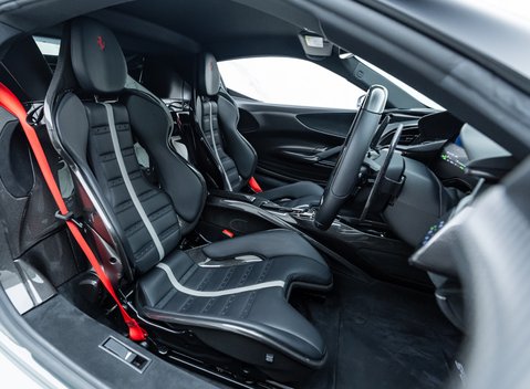 Ferrari SF90 Stradale ASSETTO FIORANO 17