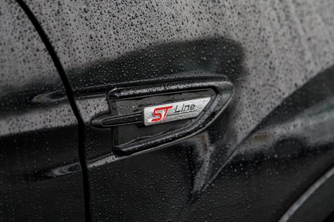 Ford Kuga ST-LINE EDITION 12