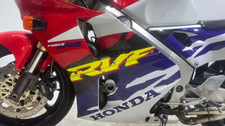 Honda RVF 2000 LATE REGISTERED GENUINE 8K CLASSIC 400CC SUPER SPORT 27