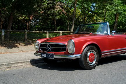 Mercedes-Benz SL Series 280SL Pagoda 16