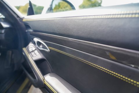 Porsche 911 TURBO S PDK 16