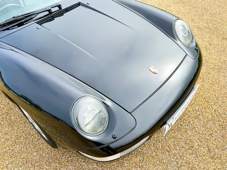 Porsche 911 CARRERA 4 30