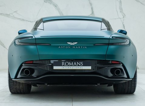 Aston Martin DB12 Coupe 8