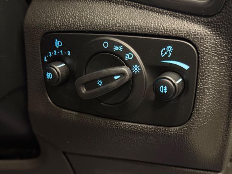 Ford Ecosport 1.0T EcoBoost Titanium 2WD Euro 5 (s/s) 5dr 19