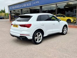 Audi Q3 1.5 Q3 S Line 35 TFSI Semi-Auto 5dr 8