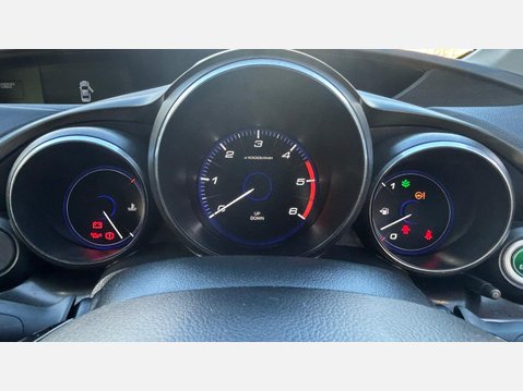 Honda Civic 1.6 i-DTEC SE Plus Tourer Euro 5 (s/s) 5dr 30
