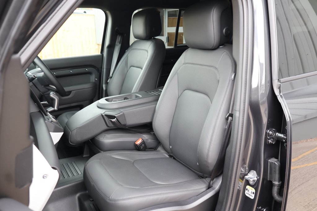 Land Rover Defender 110 2026 HARD TOP  6 SEATER  HSE 350 SEEKER STYLED WITH REAR LAND ROVER SEATS  19