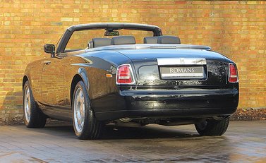 Rolls-Royce Phantom Drophead Coupe 12